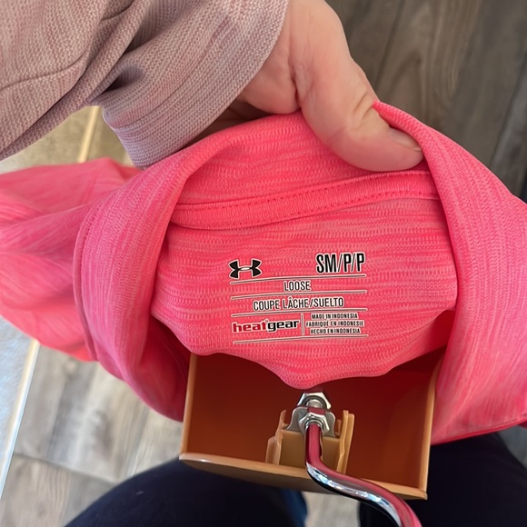 LAST CHANCE-Under armour quarter zip - Picture 6 of 6